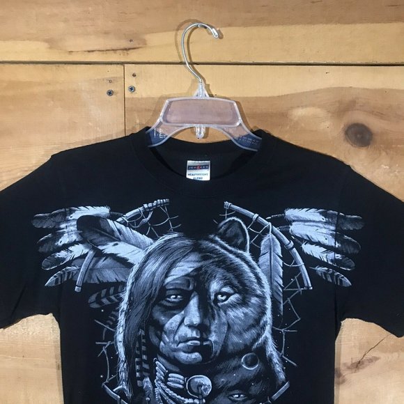 Liquid Blue Dreamcatcher Native American Indian Wolf T-Shirt Mens Size Small - Picture 2 of 12